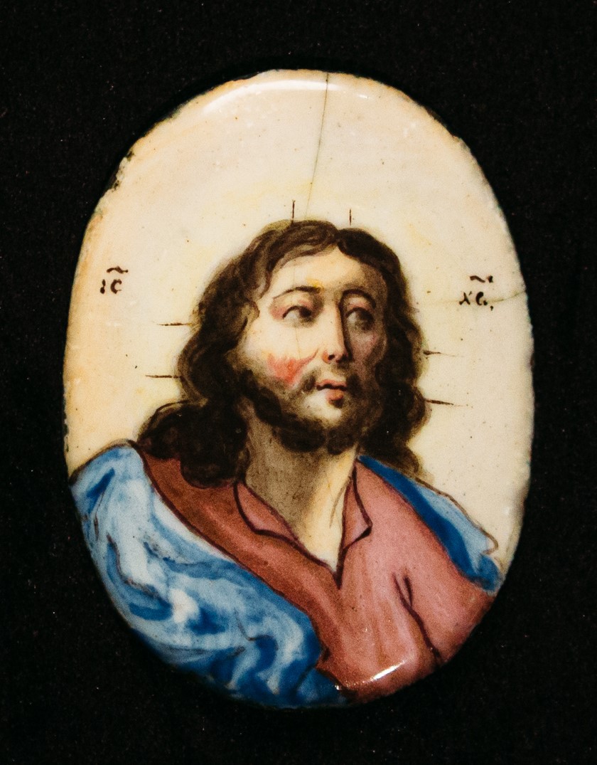 Медальон от предмета церковной утвари 